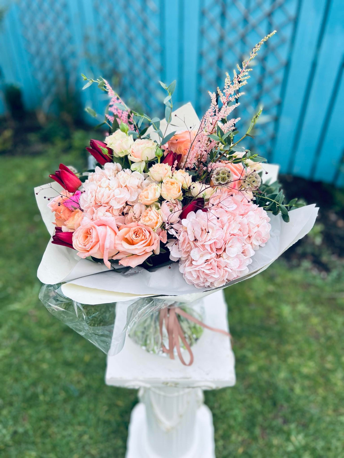 Lush Elegance - Extra Large Florist’s Choice Seasonal Bouquet